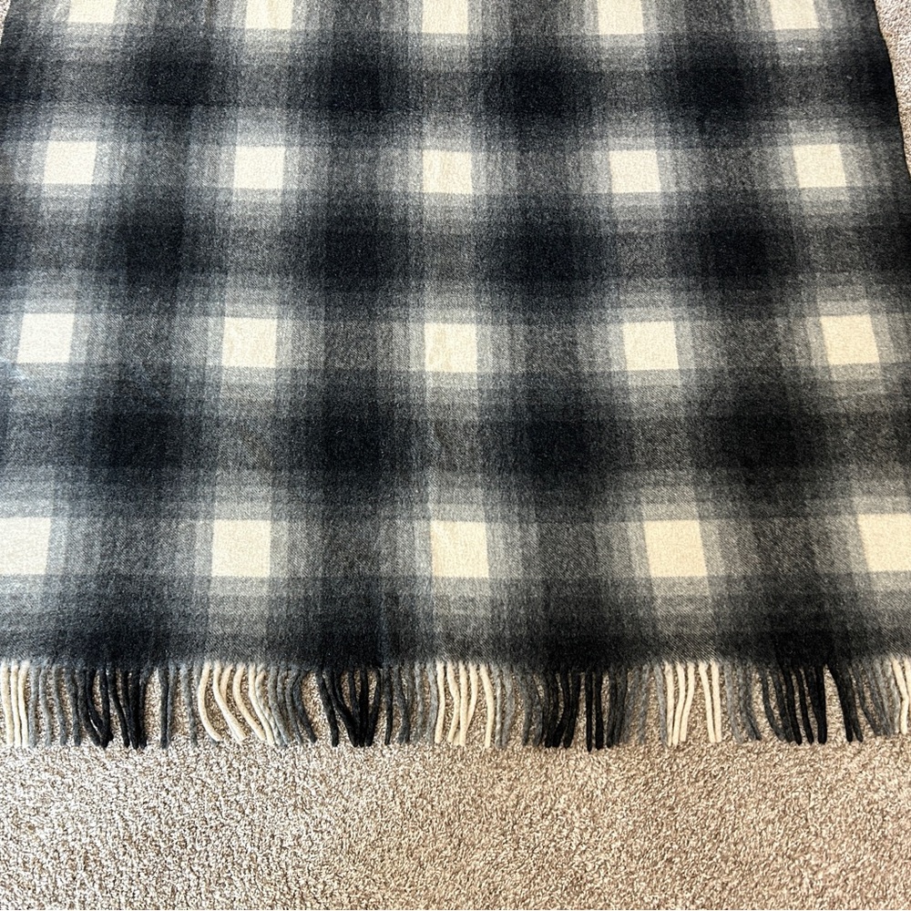 Thermotex Thermoplaid Fiap Tome Plaid Vintage Wool Blanket with Tassels. 56x70 - Picture 6 of 9